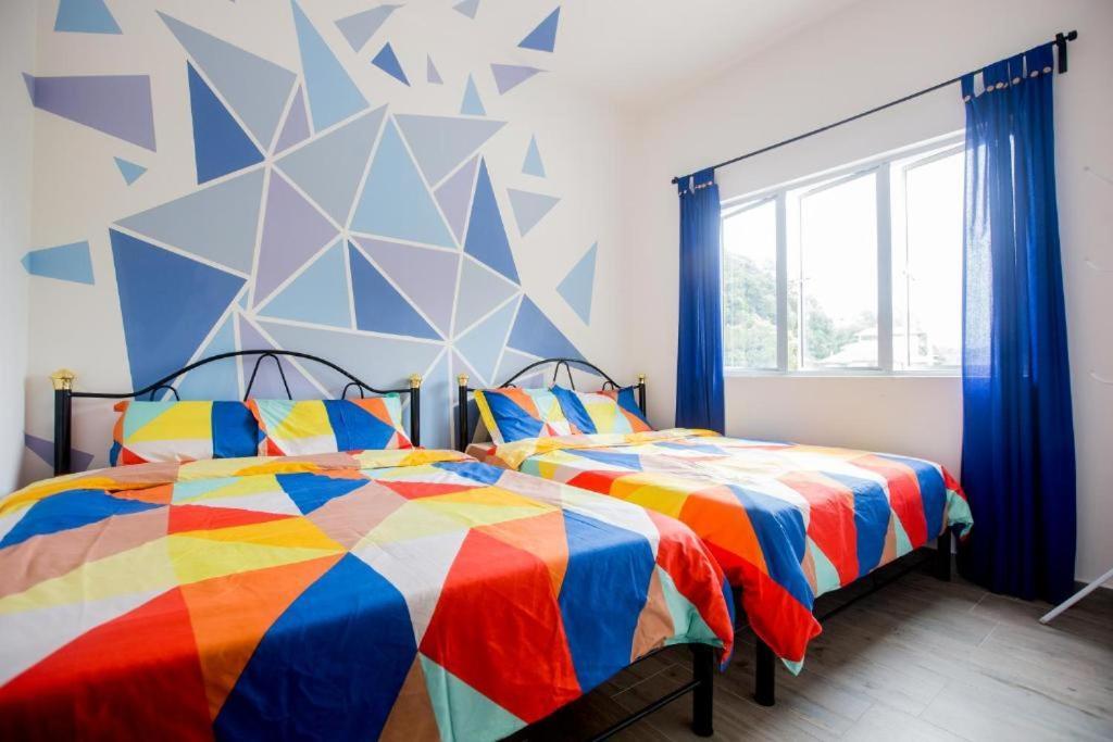 Icolor Home & Stay Ch1 Tanah Rata Ngoại thất bức ảnh