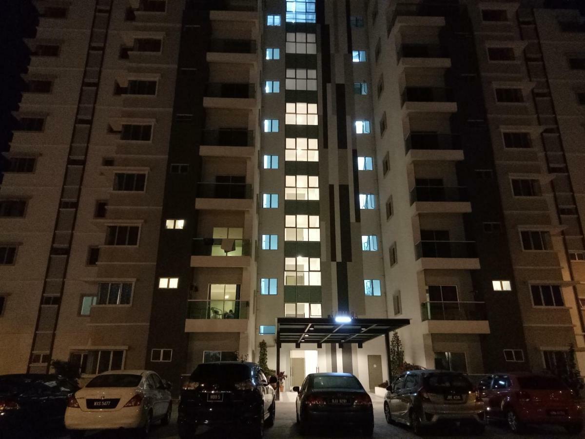 Icolor Home & Stay Ch1 Tanah Rata Ngoại thất bức ảnh
