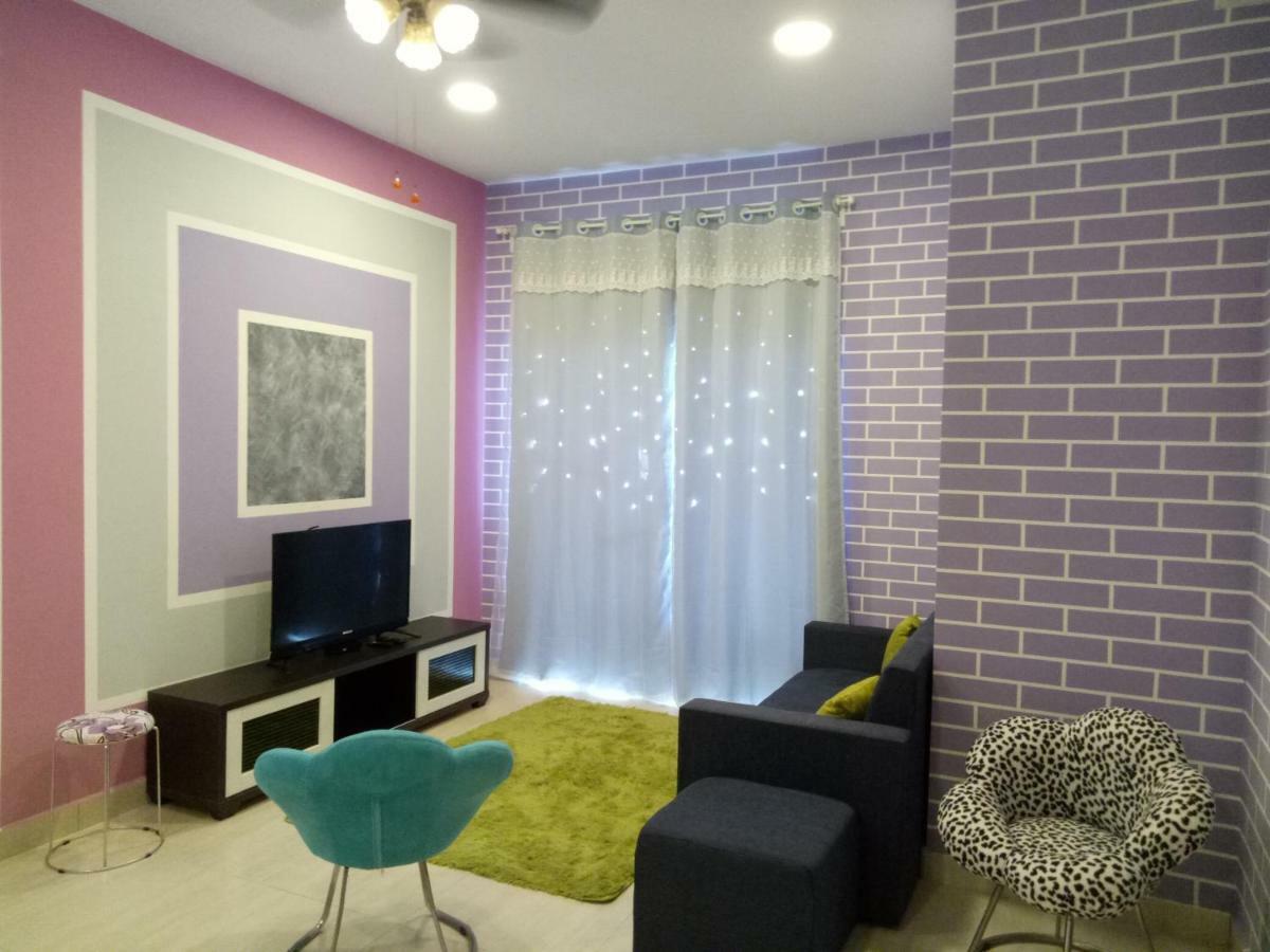 Icolor Home & Stay Ch1 Tanah Rata Ngoại thất bức ảnh